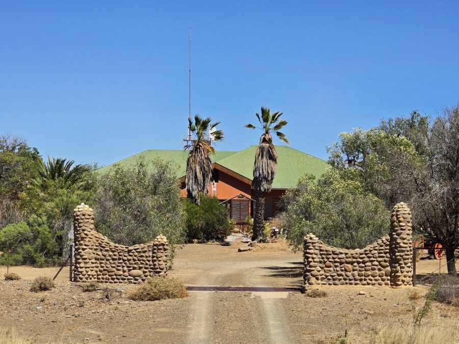 Commercial Property for Sale in Calvinia Rural Northern Cape